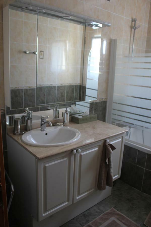 La Demeure De Bayard Villa มองตาเญ ภายนอก รูปภาพ